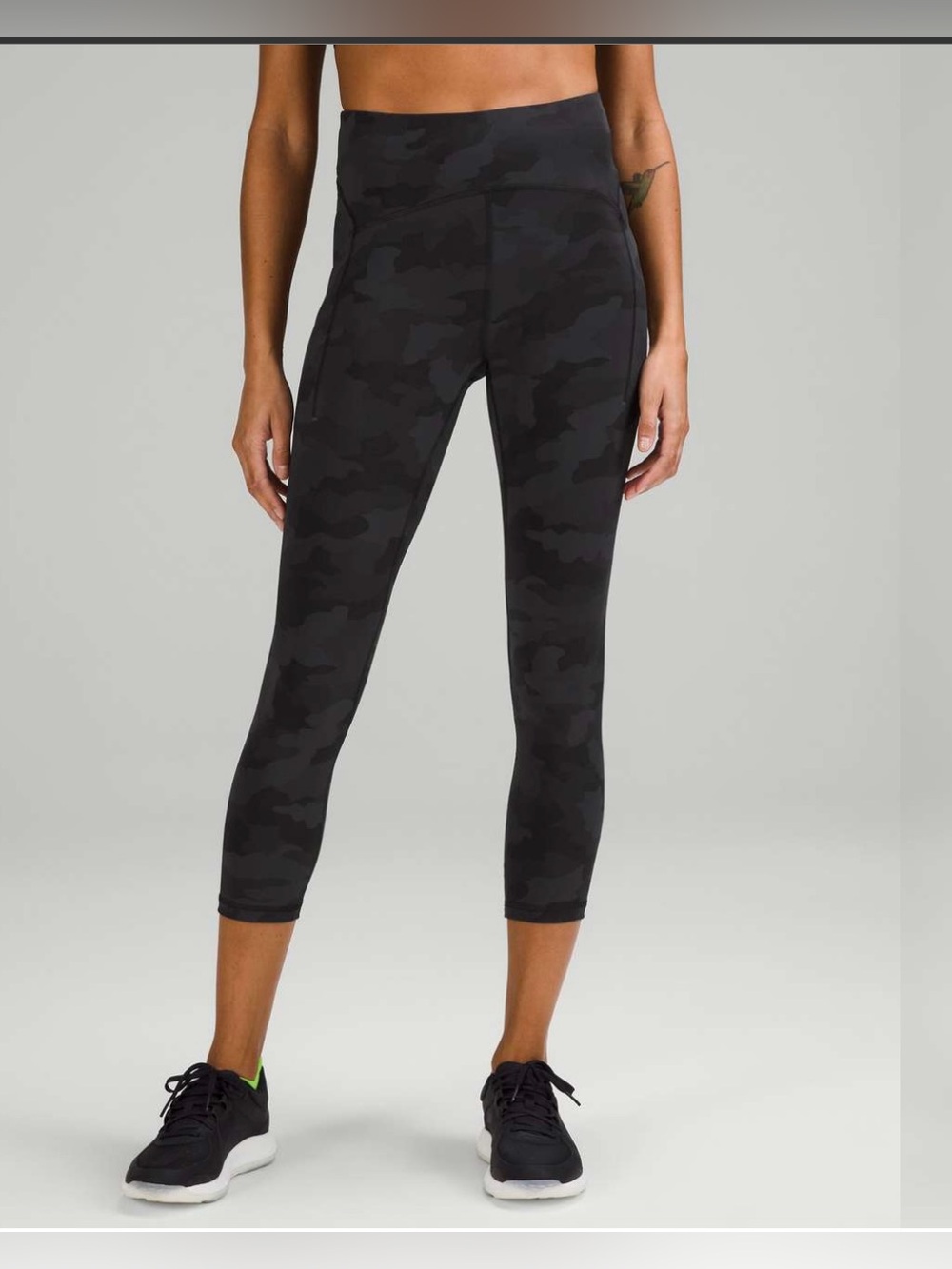 Lululemon wunder train high-rise Crop leggings 21” Size 8